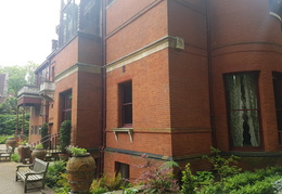 Leighton House Museum