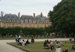Place des Vosges - Dieses Album anzeigen Place des Vosges