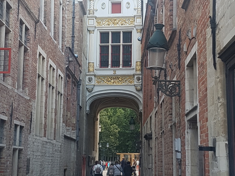 2018-09-07 19.17.49-1