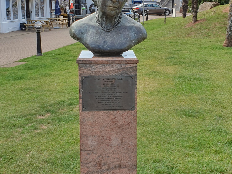 2019-09-13 10.35.23-1