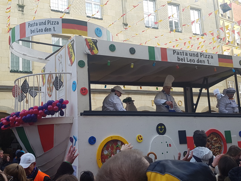 2019-03-04 16.50.29-1