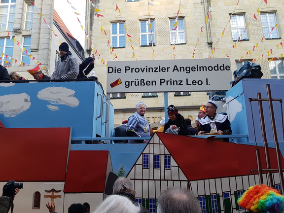 2019-03-04 17.09.55-1