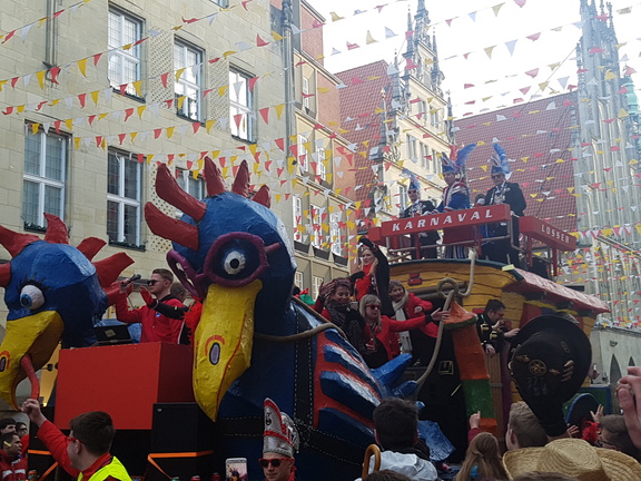 2019-03-04 17.12.43-1