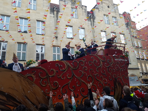 2019-03-04 17.48.40-1-1